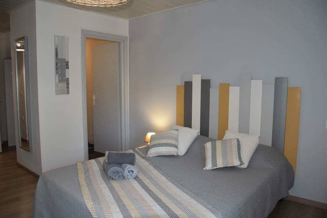 Domaine De Calbiac Bed and Breakfast Dolmayrac Εξωτερικό φωτογραφία