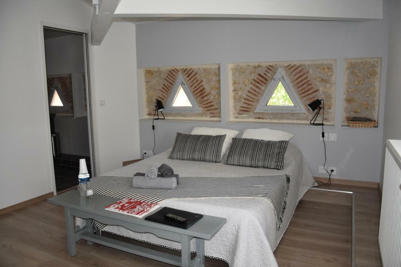 Domaine De Calbiac Bed and Breakfast Dolmayrac Εξωτερικό φωτογραφία