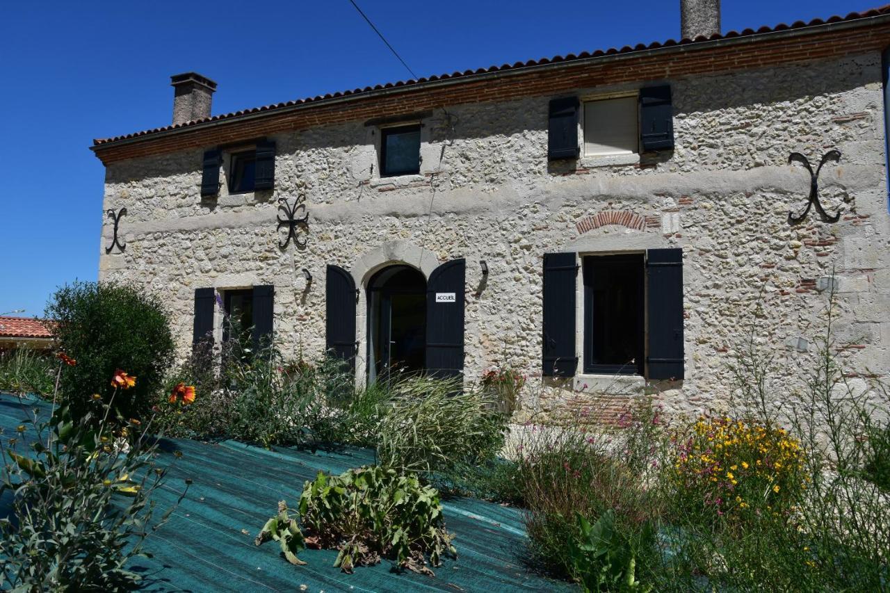 Domaine De Calbiac Bed and Breakfast Dolmayrac Εξωτερικό φωτογραφία